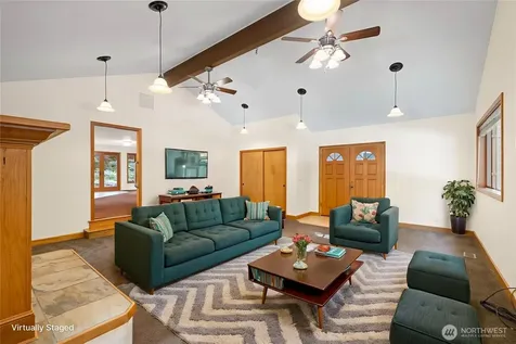 6618 196th Street SE Snohomish WA 98296