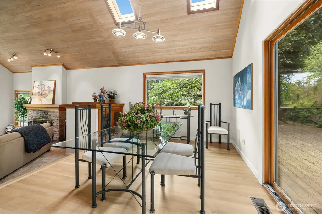 11750 73rd Place NE Kirkland WA 98034