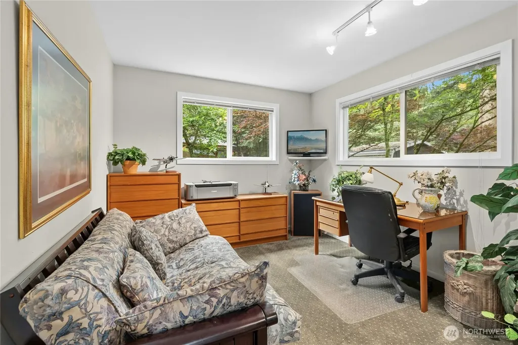 11750 73rd Place NE Kirkland WA 98034