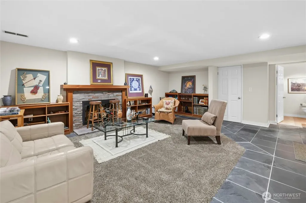 11750 73rd Place NE Kirkland WA 98034