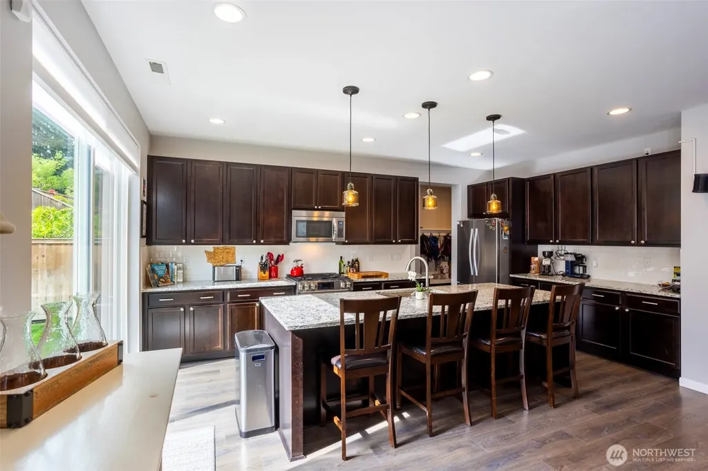 18748 Colwood Avenue NE Poulsbo WA 98370