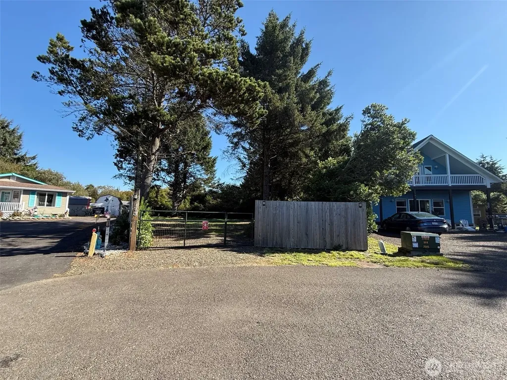143 Aries Court SW Ocean Shores WA 98569