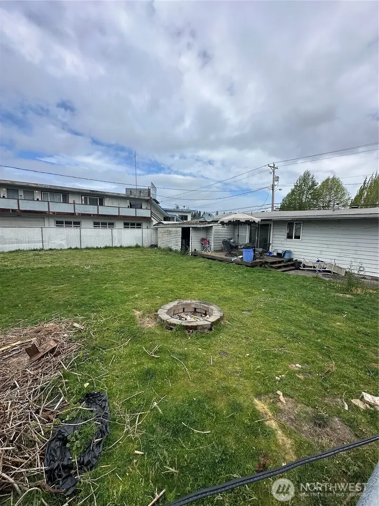 6712 27th Street W University Place WA 98466