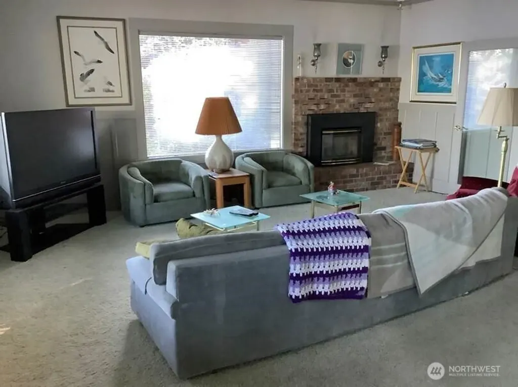 160 N Old Mill Road Hoodsport WA 98548