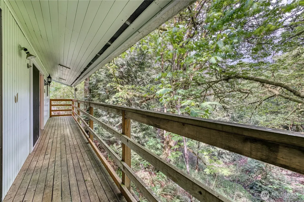 7924 Ohana Place NE Bremerton WA 98311