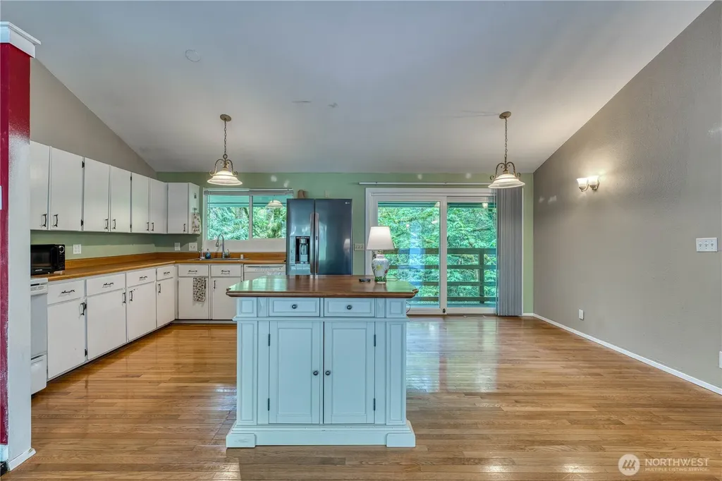 7924 Ohana Place NE Bremerton WA 98311