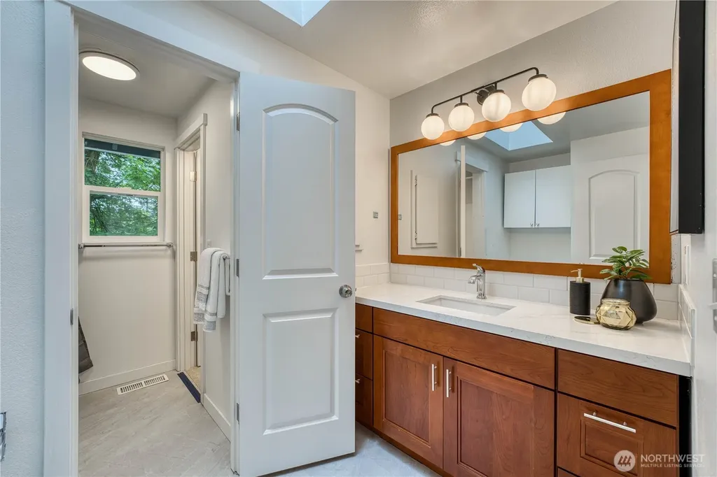 21225 NE 12th Street Sammamish WA 98074