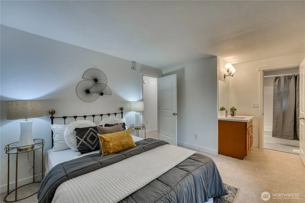 21225 NE 12th Street Sammamish WA 98074