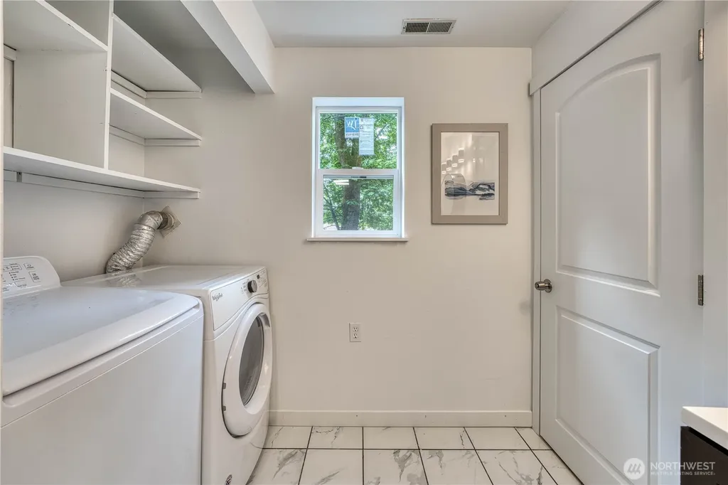21225 NE 12th Street Sammamish WA 98074