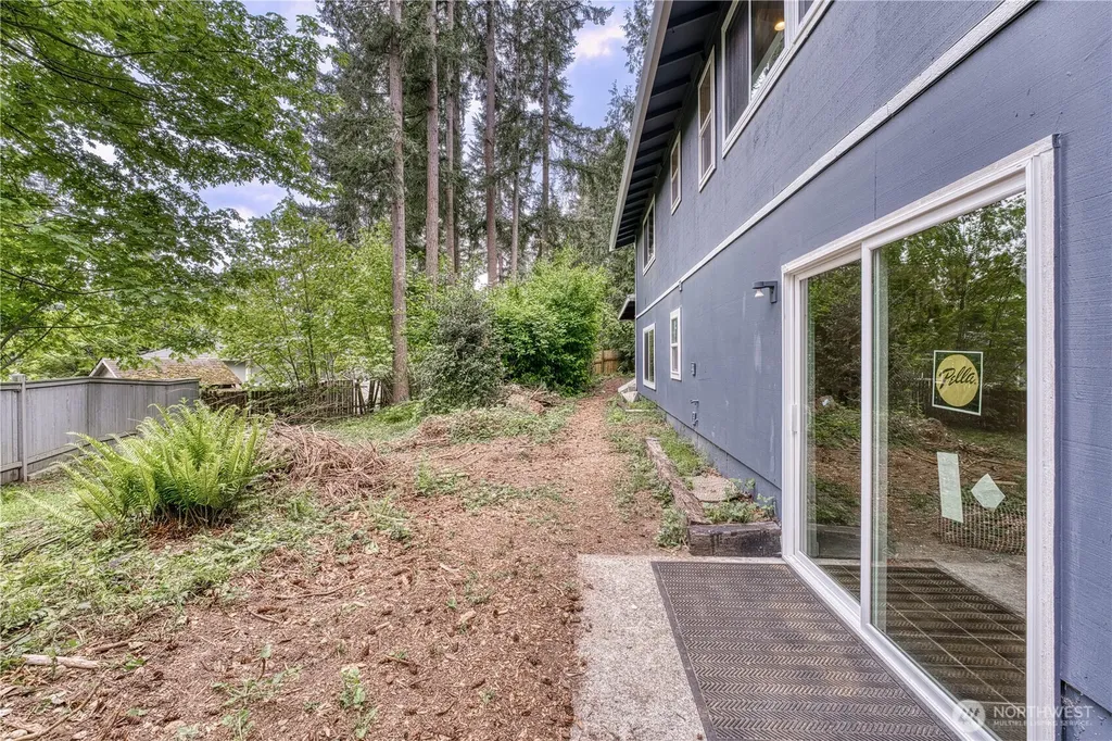 21225 NE 12th Street Sammamish WA 98074