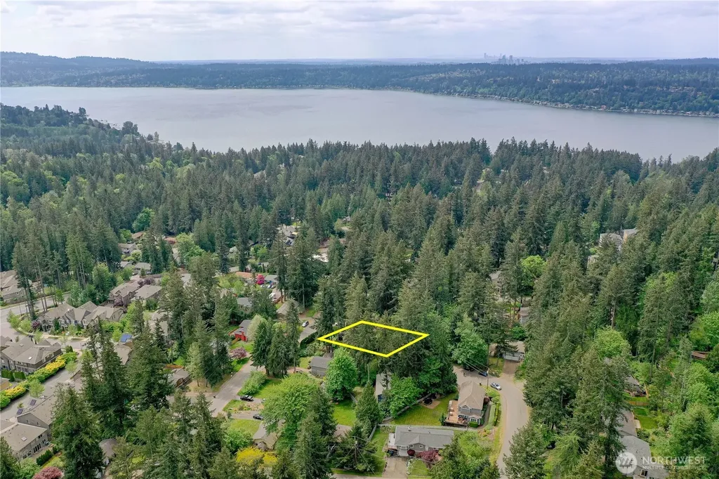 21225 NE 12th Street Sammamish WA 98074
