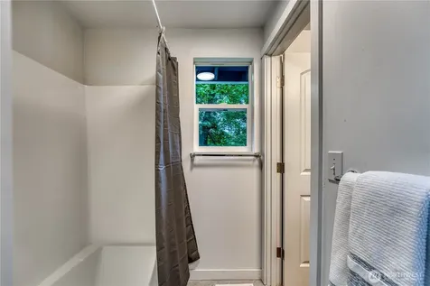 21225 NE 12th Street Sammamish WA 98074