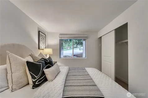 21225 NE 12th Street Sammamish WA 98074