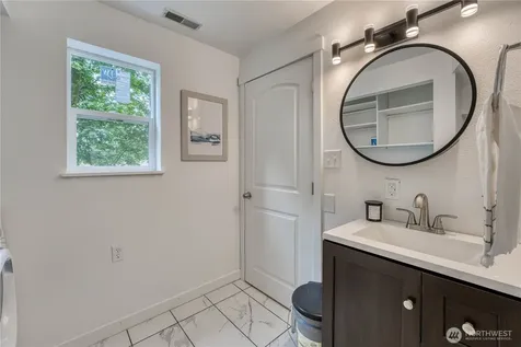 21225 NE 12th Street Sammamish WA 98074