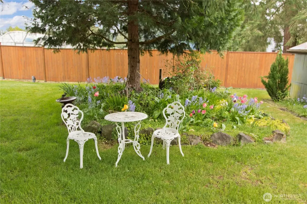 25040 180th Avenue SE Kent WA 98042