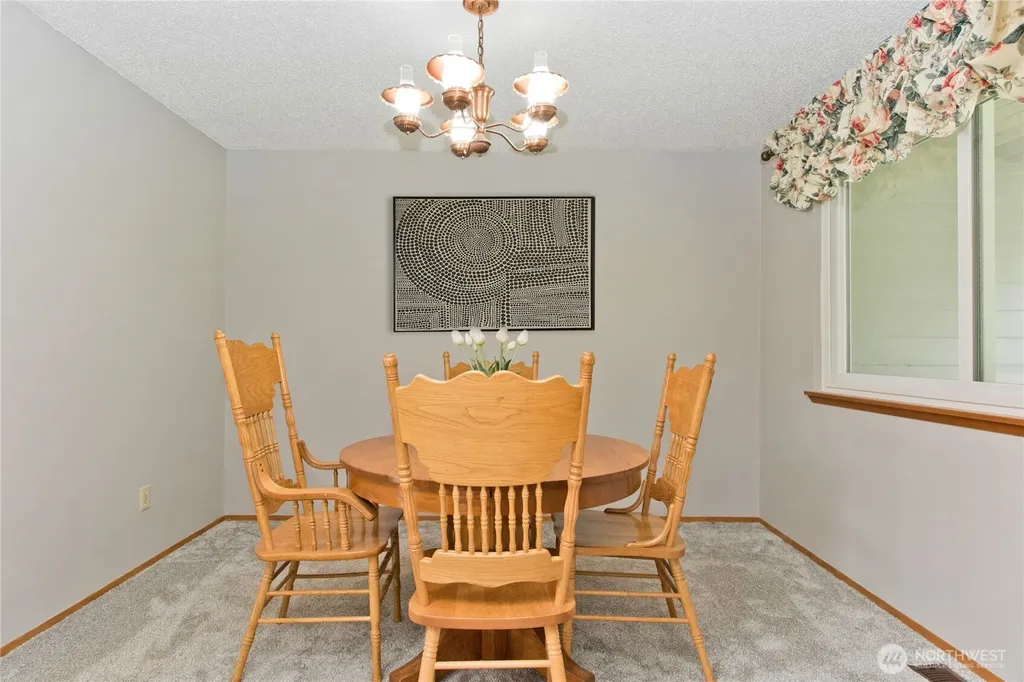 25040 180th Avenue SE Kent WA 98042