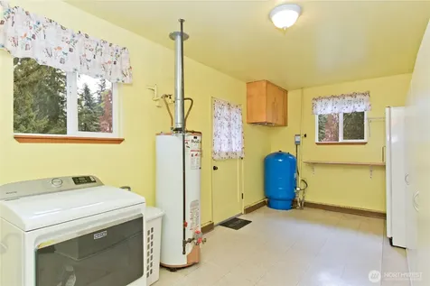 25040 180th Avenue SE Kent WA 98042