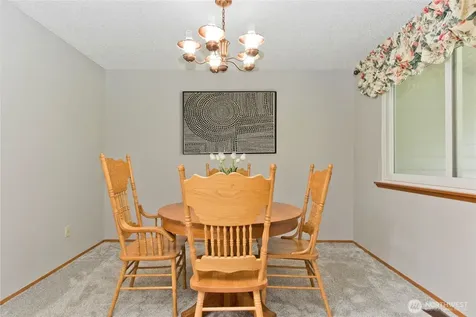 25040 180th Avenue SE Kent WA 98042