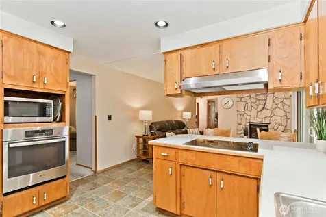 25040 180th Avenue SE Kent WA 98042