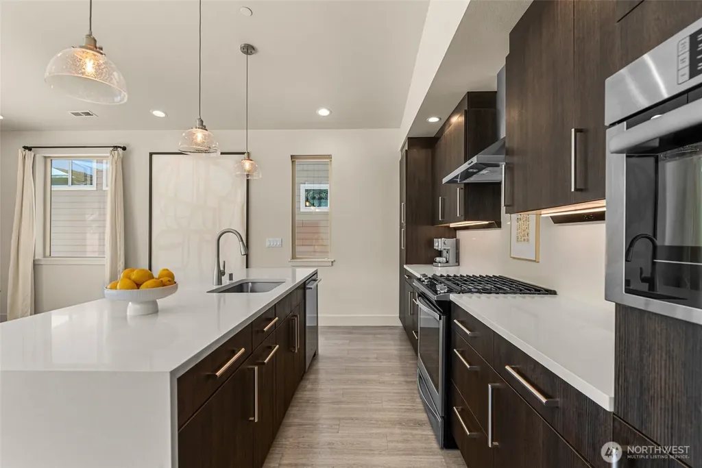 9779 Ridgeview Drive NW Quincy WA 98848