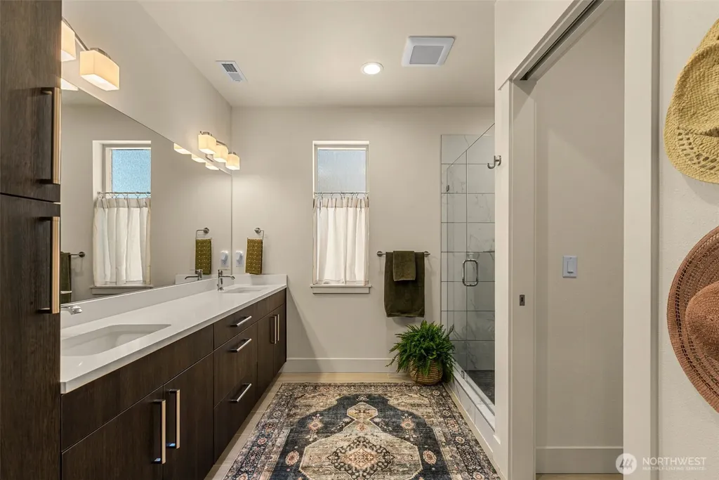 9779 Ridgeview Drive NW Quincy WA 98848