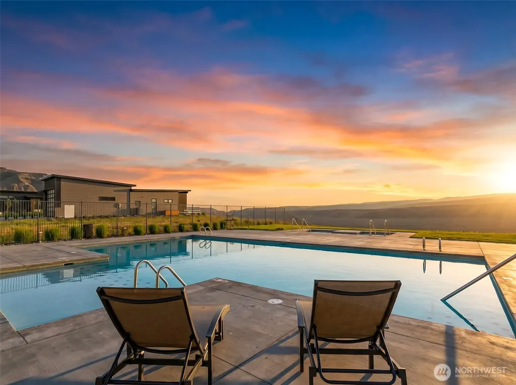 9779 Ridgeview Drive NW Quincy WA 98848