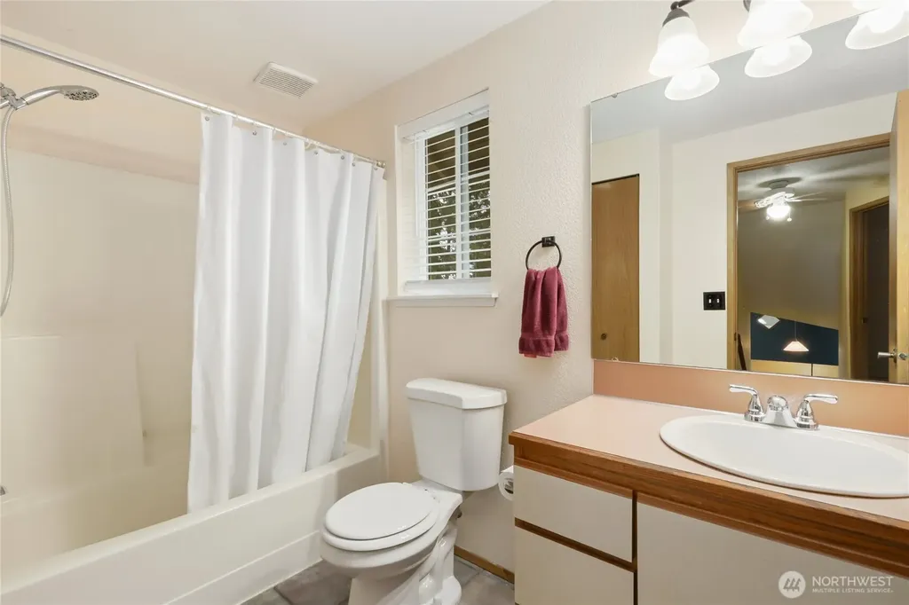 9306 Northwood Drive SE Olympia WA 98513