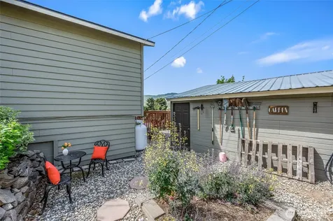 316 Easy Street Wenatchee WA 98801