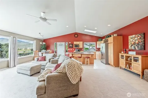 316 Easy Street Wenatchee WA 98801