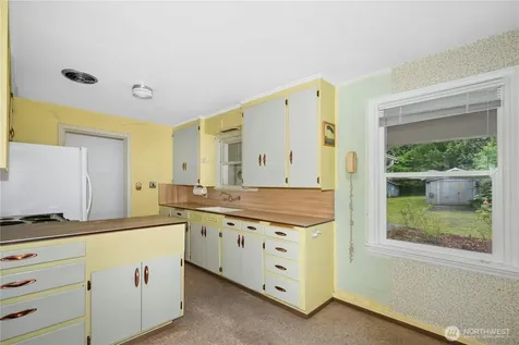 11805 SE 196th Street Kent WA 98031