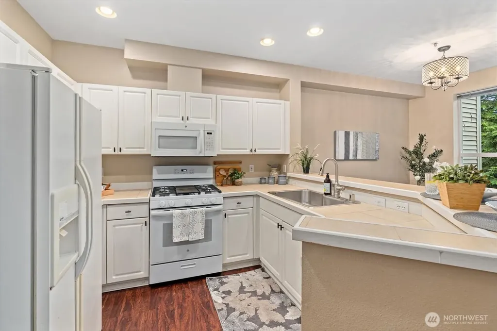 12530 Admiralty Way Everett WA 98204