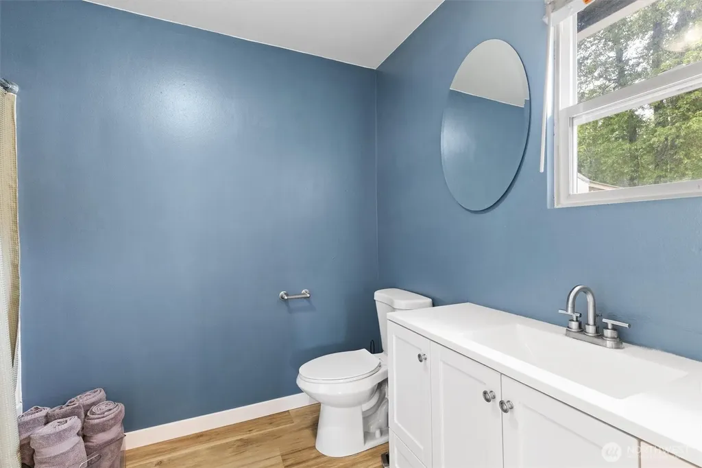 9007 Van Buren Road Everson WA 98247