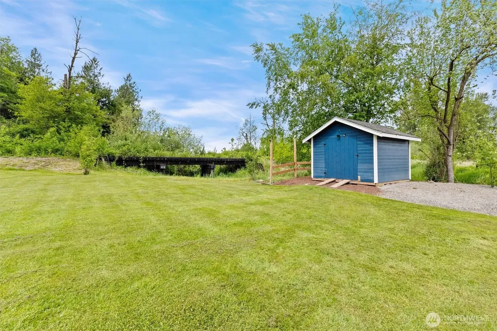 9007 Van Buren Road Everson WA 98247