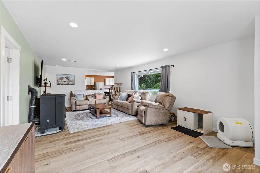 9007 Van Buren Road Everson WA 98247