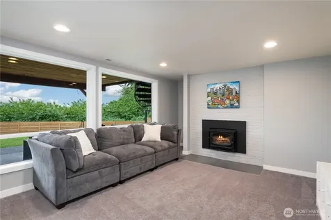 6524 S Hazel Street Seattle WA 98178