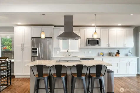 6524 S Hazel Street Seattle WA 98178