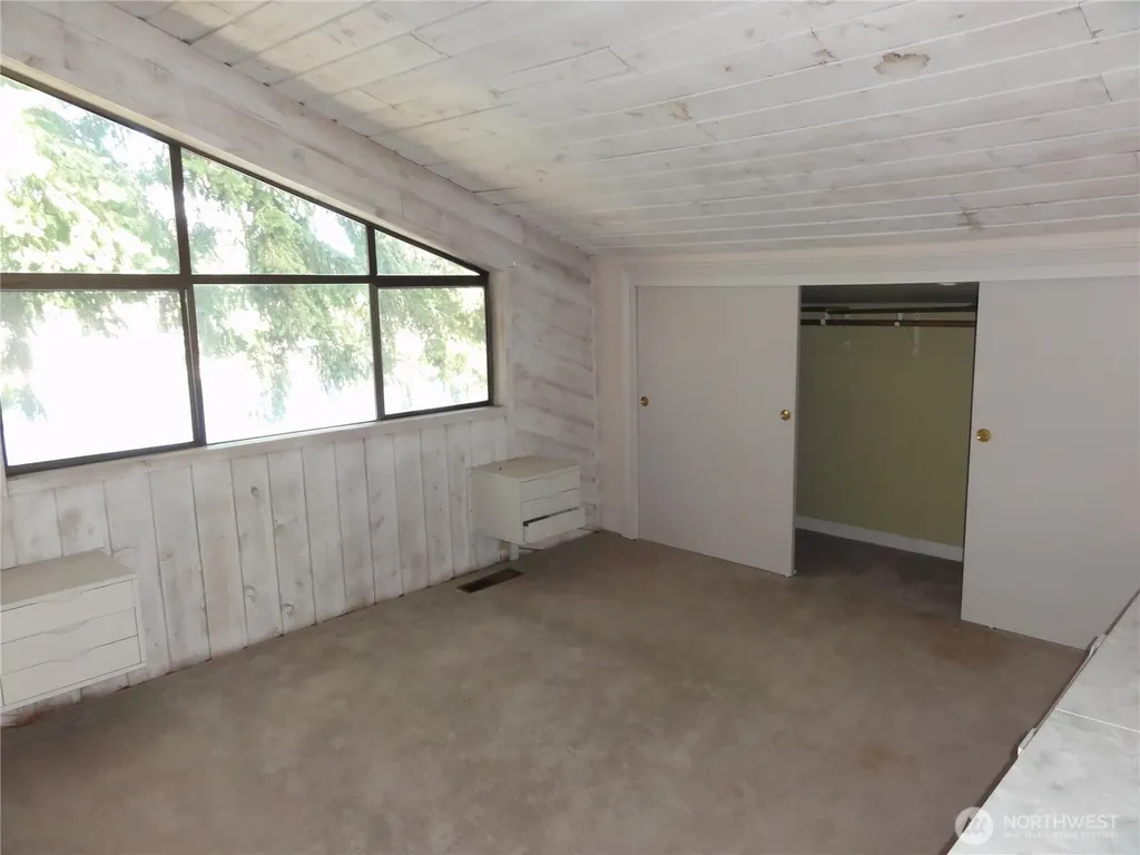 32643 39th Place SW Federal Way WA 98023