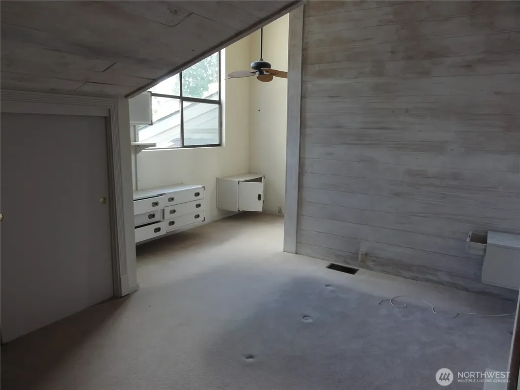 32643 39th Place SW Federal Way WA 98023
