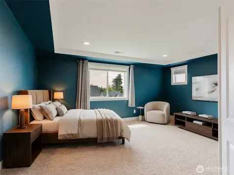 1424 40th Street SE Puyallup WA 98372