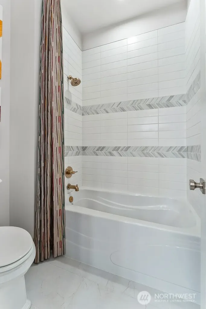 13914 207th Avenue E Bonney Lake WA 98368