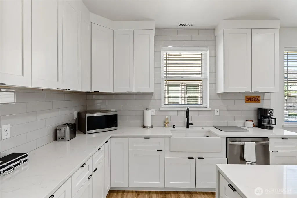 6078 Murray Way NE Moses Lake WA 98837