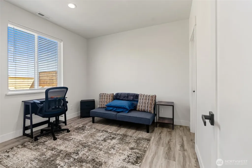 6078 Murray Way NE Moses Lake WA 98837