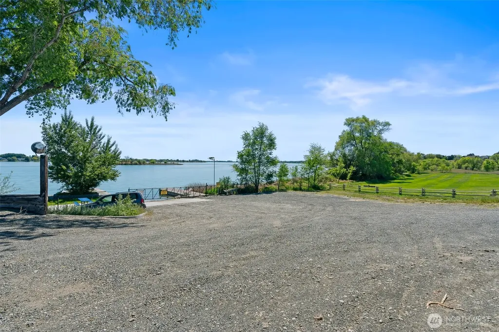 6078 Murray Way NE Moses Lake WA 98837