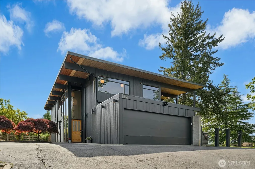 1814 Starling Street Steilacoom WA 98388