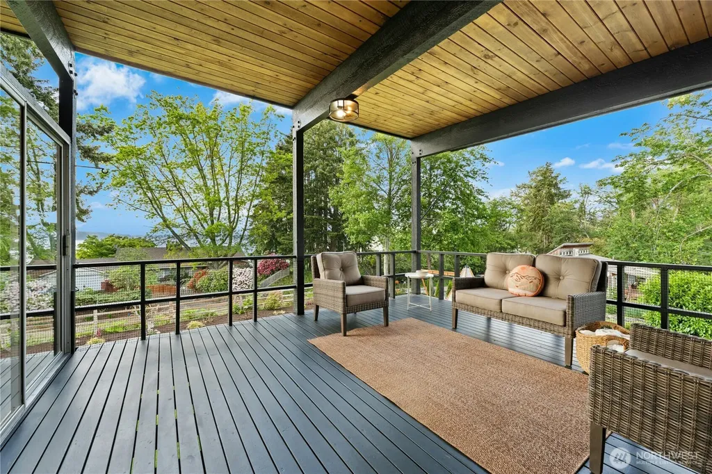 1814 Starling Street Steilacoom WA 98388