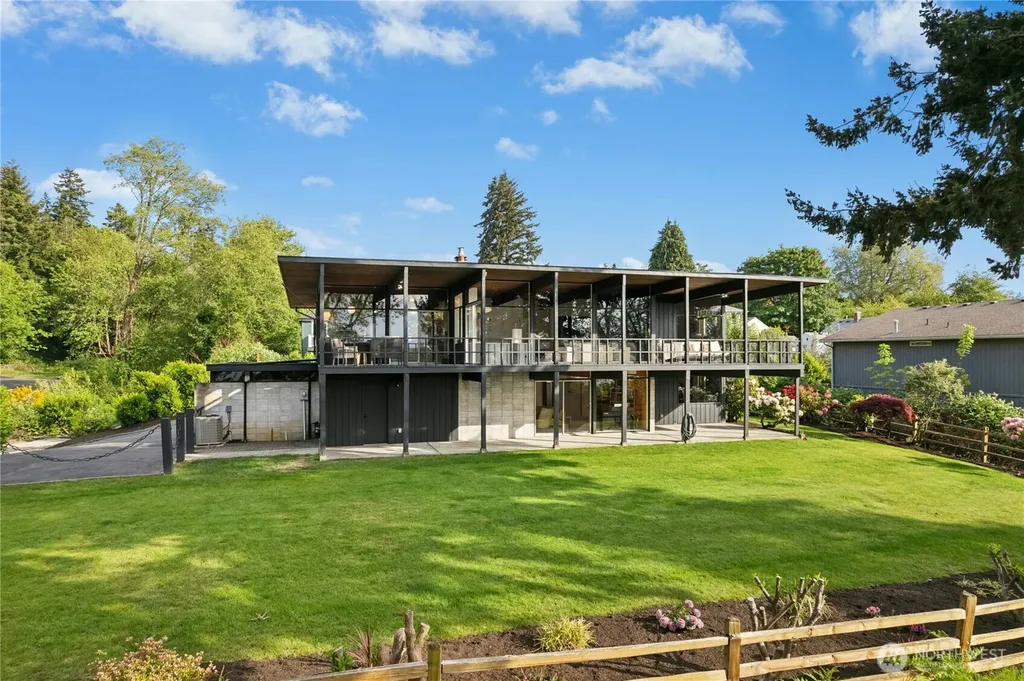 1814 Starling Street Steilacoom WA 98388