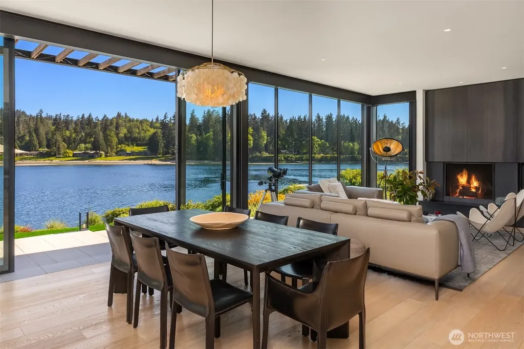10555 NE Seaborn Road Bainbridge Island WA 98110