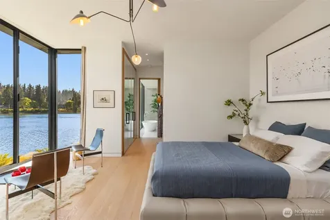 10555 NE Seaborn Road Bainbridge Island WA 98110