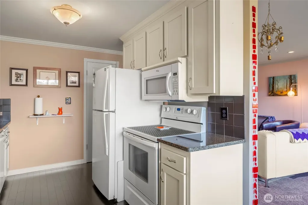 1020 5th Avenue S Edmonds WA 98020