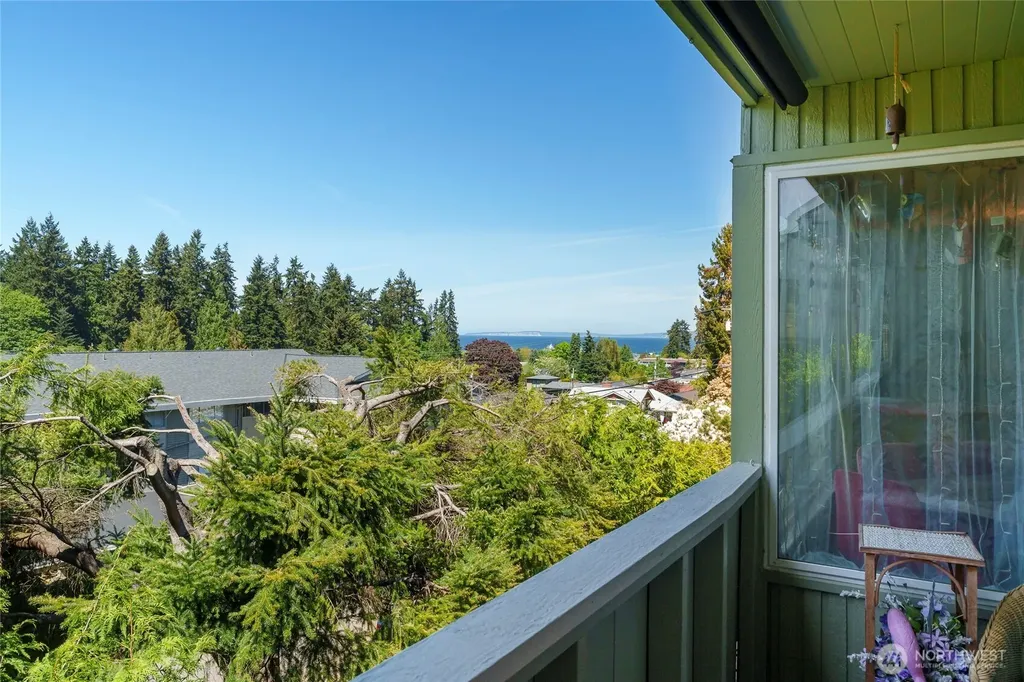 1020 5th Avenue S Edmonds WA 98020